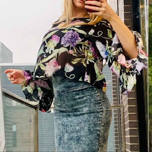 H&M Transparent Floral Wide Bell Flare Sleeve Top - Picture 1 of 15